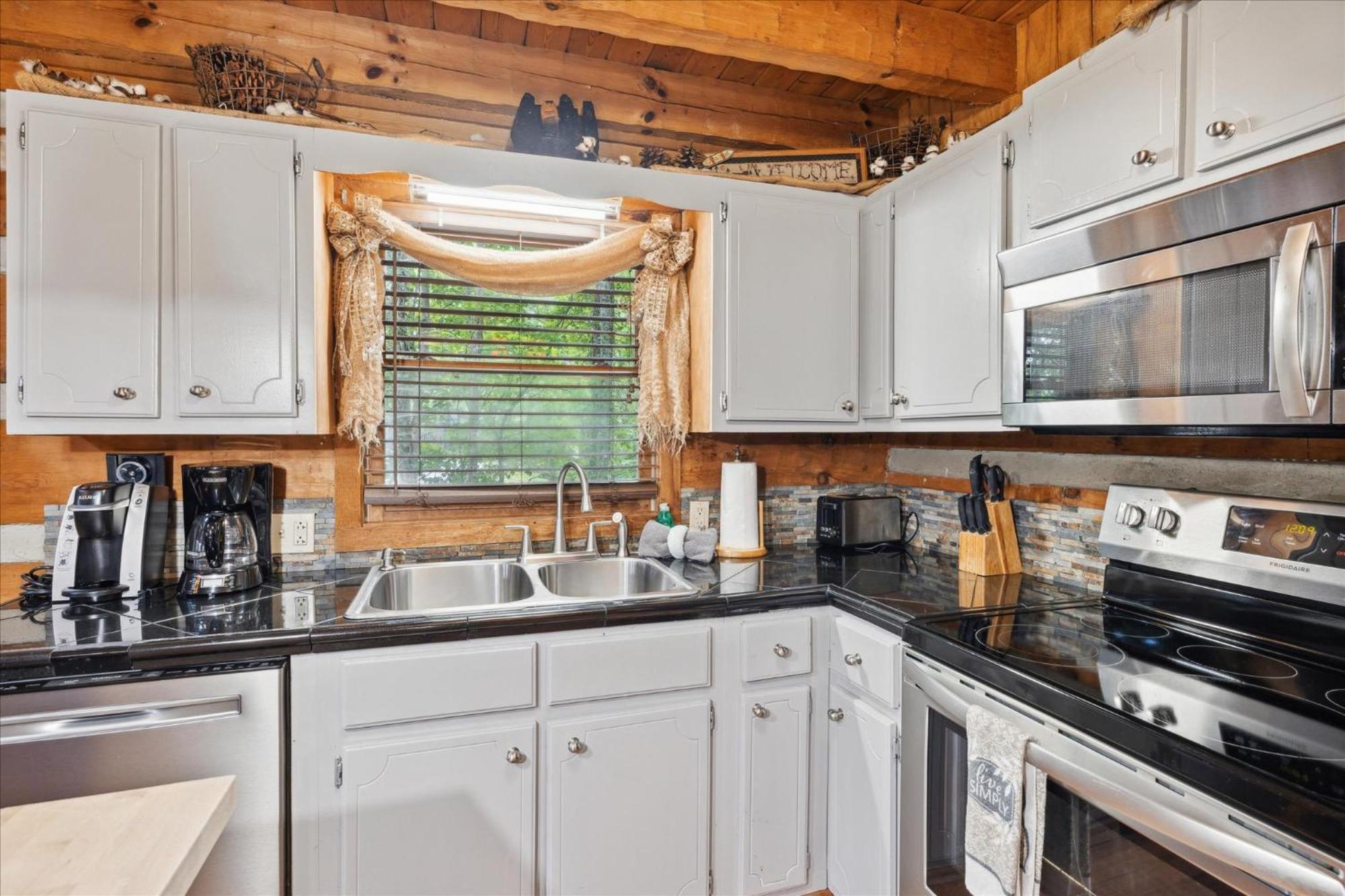 A Charming Cabin, Pool, Firepit, Hot Tub-Jacuzzi Gatlinburg Exterior foto
